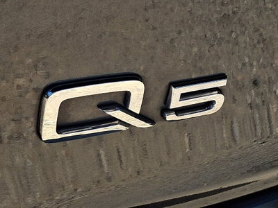 2023 Audi Q5 45 S line Premium quattro