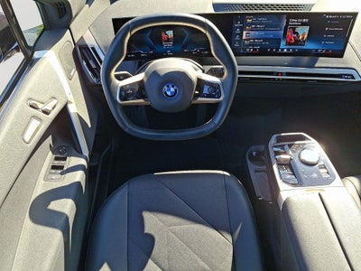 2025 BMW iX xDrive50