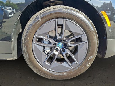 2025 BMW iX xDrive50