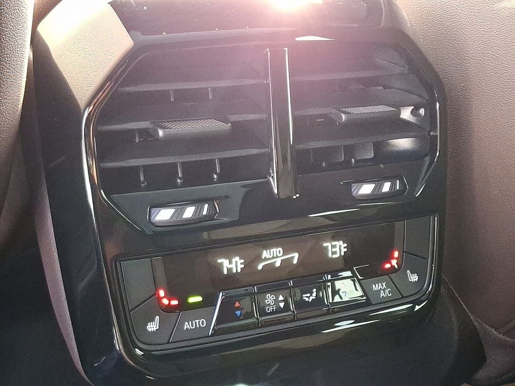 2025 BMW iX xDrive50