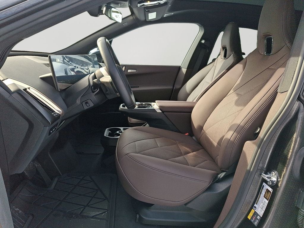 2025 BMW iX xDrive50