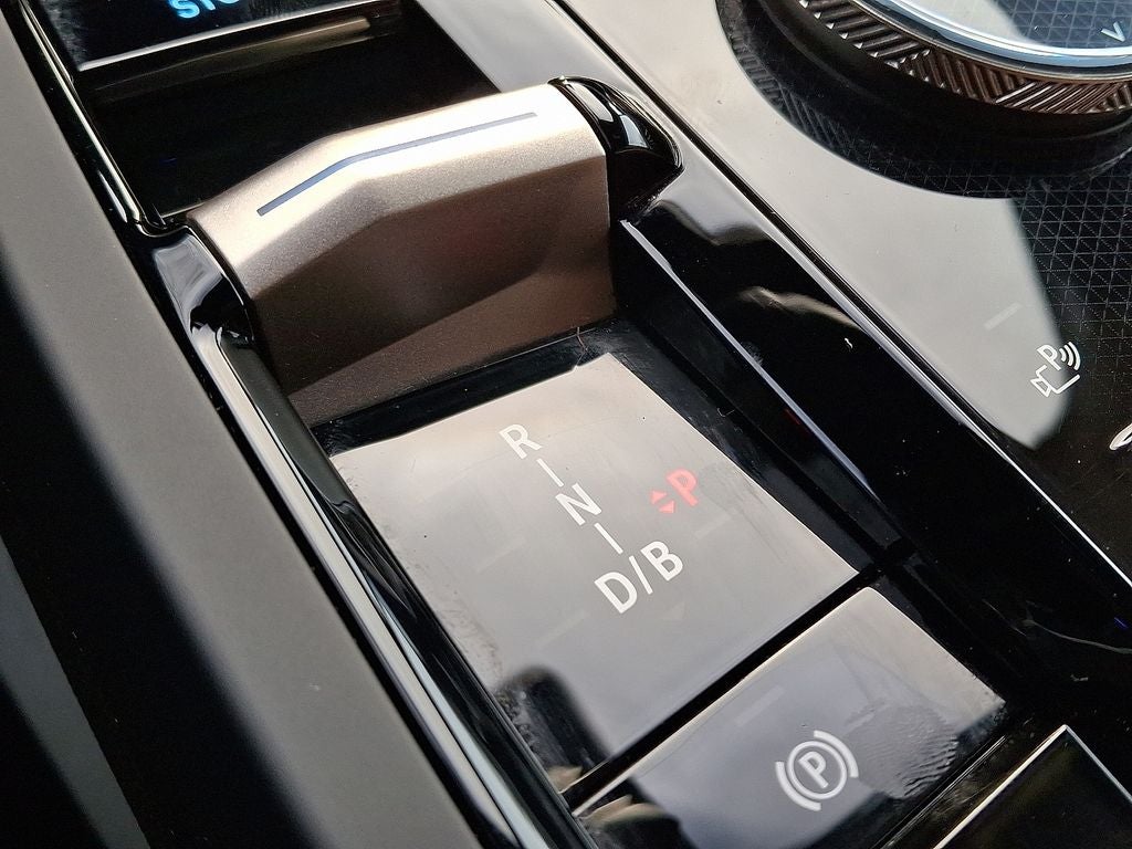 2025 BMW iX xDrive50