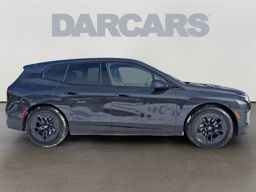 2025 BMW iX xDrive50