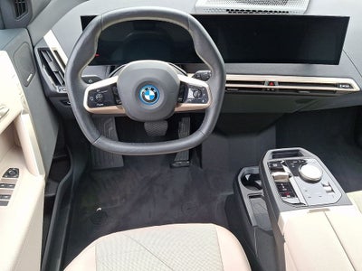 2024 BMW iX xDrive50 w/Sport Package