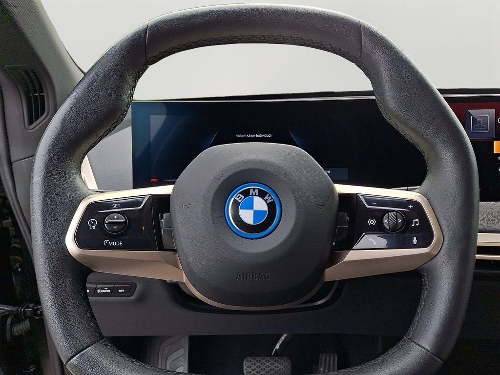 2024 BMW iX xDrive50 w/Sport Package