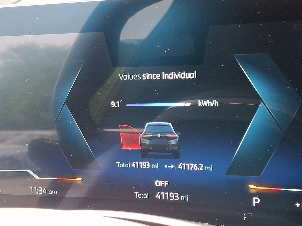 2024 BMW iX xDrive50 w/Sport Package
