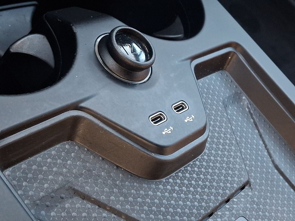 2023 BMW iX xDrive50 w/Premium Package & Sport Package