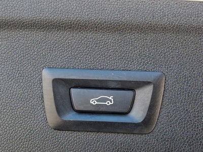 2023 BMW iX xDrive50 w/Premium Package & Sport Package