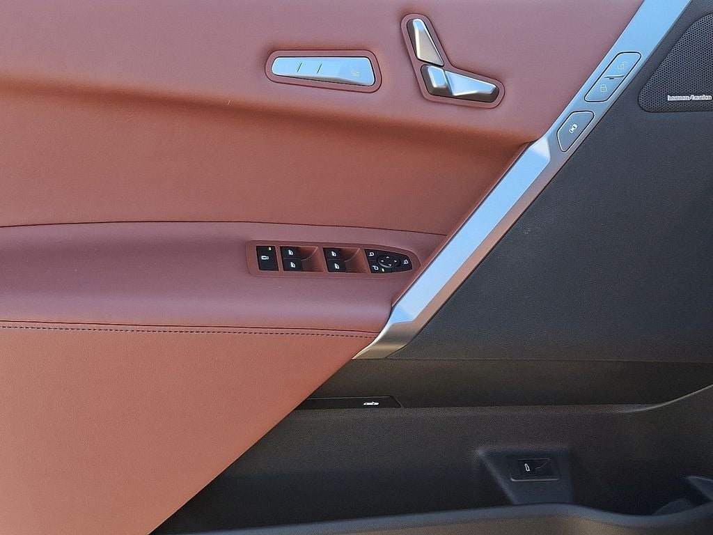 2026 BMW iX xDrive60