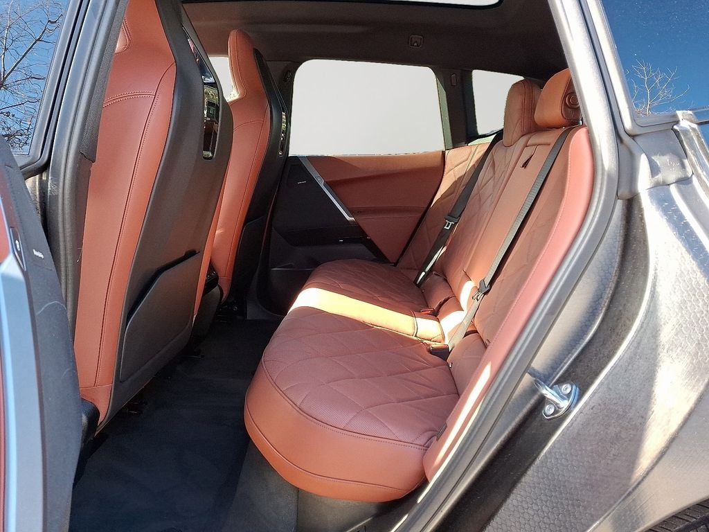 2026 BMW iX xDrive60