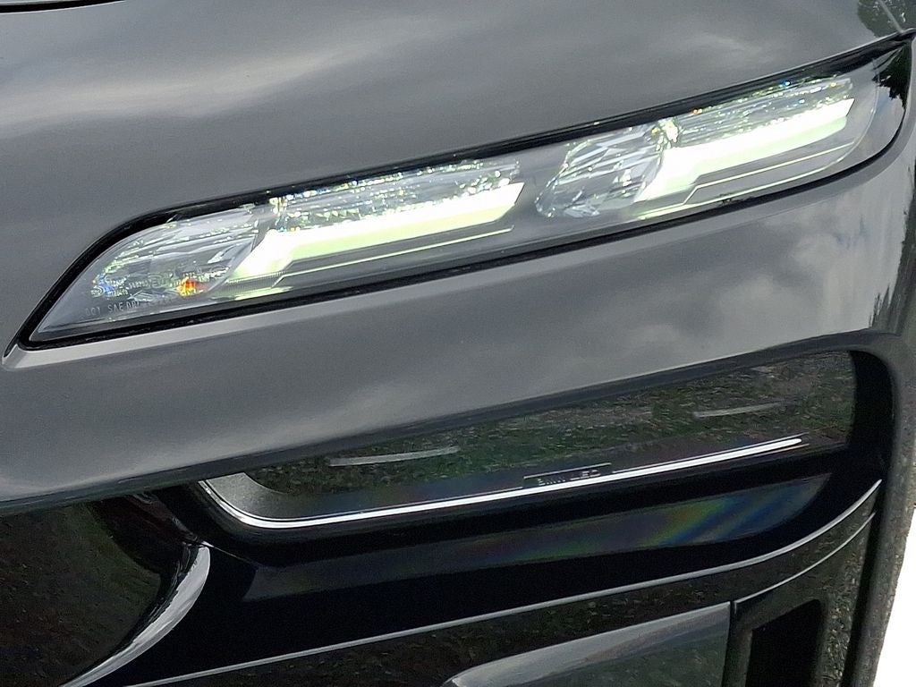 2025 BMW 7 Series 750e xDrive