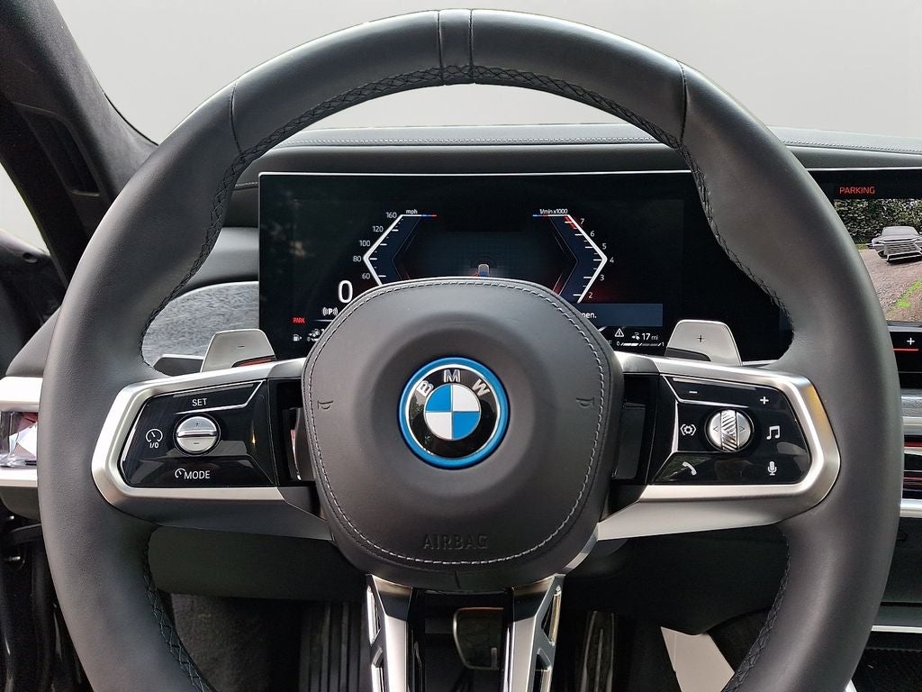 2025 BMW 7 Series 750e xDrive