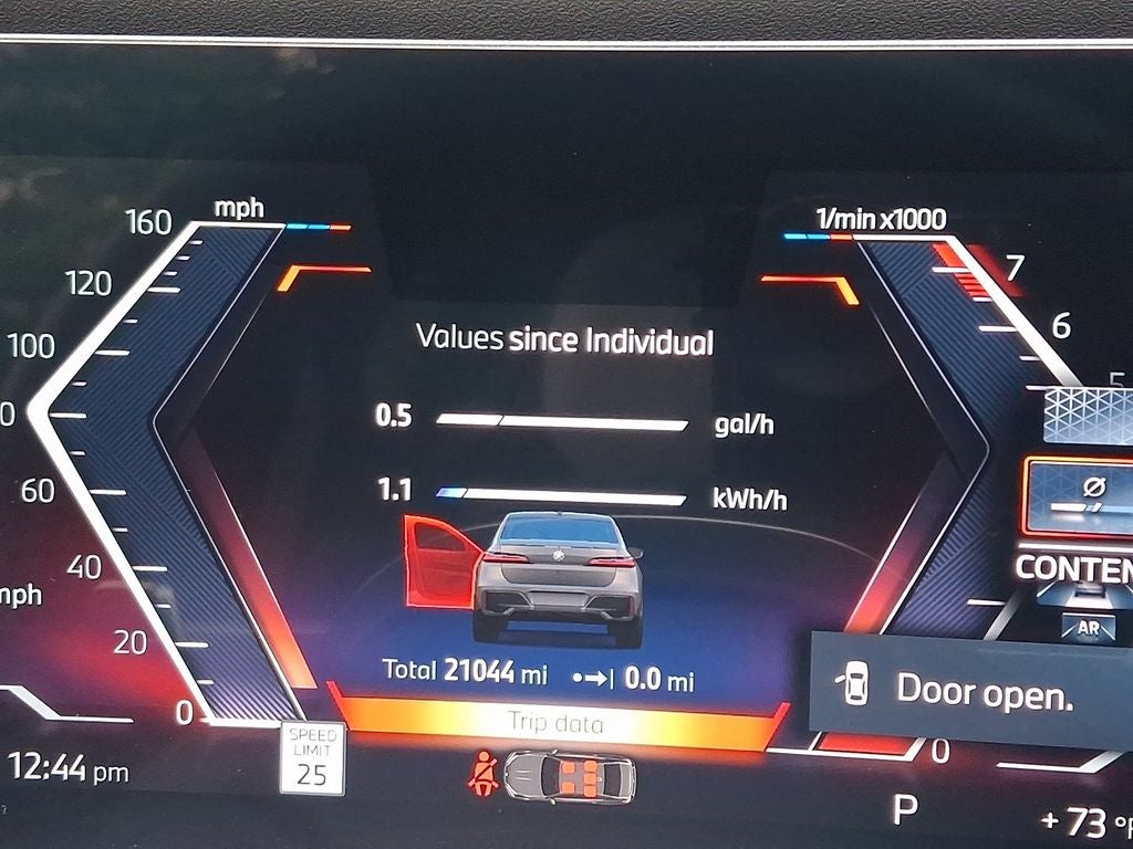 2025 BMW 7 Series 750e xDrive