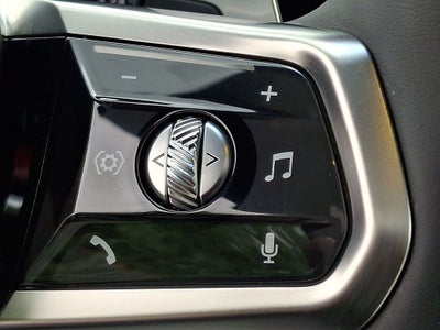 2025 BMW 7 Series 750e xDrive