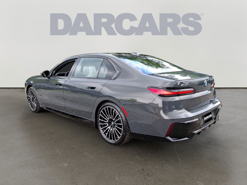 2025 BMW 7 Series 750e xDrive