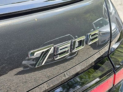 2025 BMW 7 Series 750e xDrive