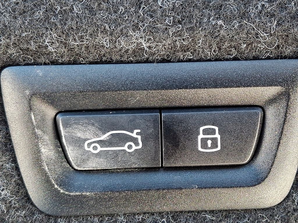 2025 BMW 5 Series 530i xDrive