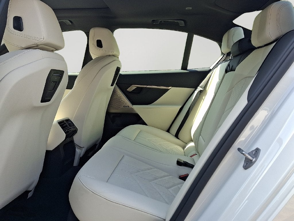 2024 BMW 5 Series 530i xDrive