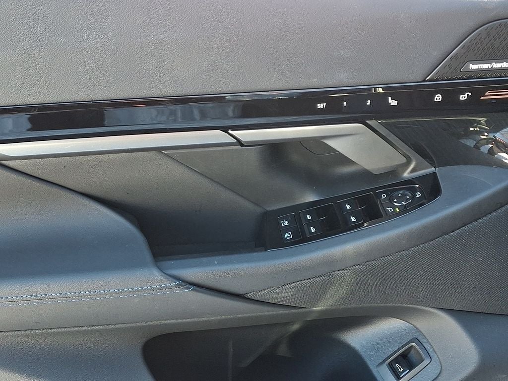 2026 BMW 5 Series 530i xDrive