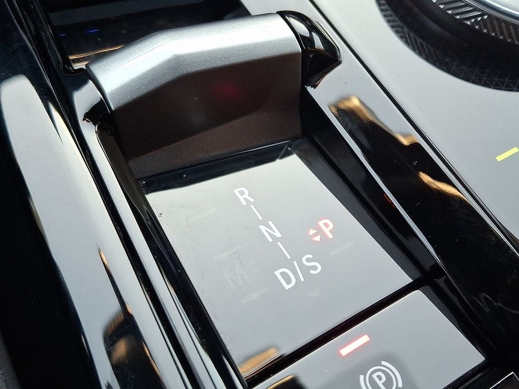 2025 BMW 5 Series 530i xDrive