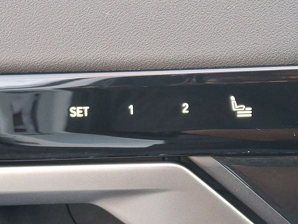 2025 BMW 5 Series 530i xDrive