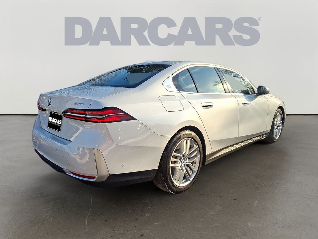 2025 BMW 5 Series 530i xDrive