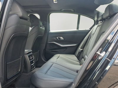 2019 BMW 3 Series 330i xDrive w/Convenience Package