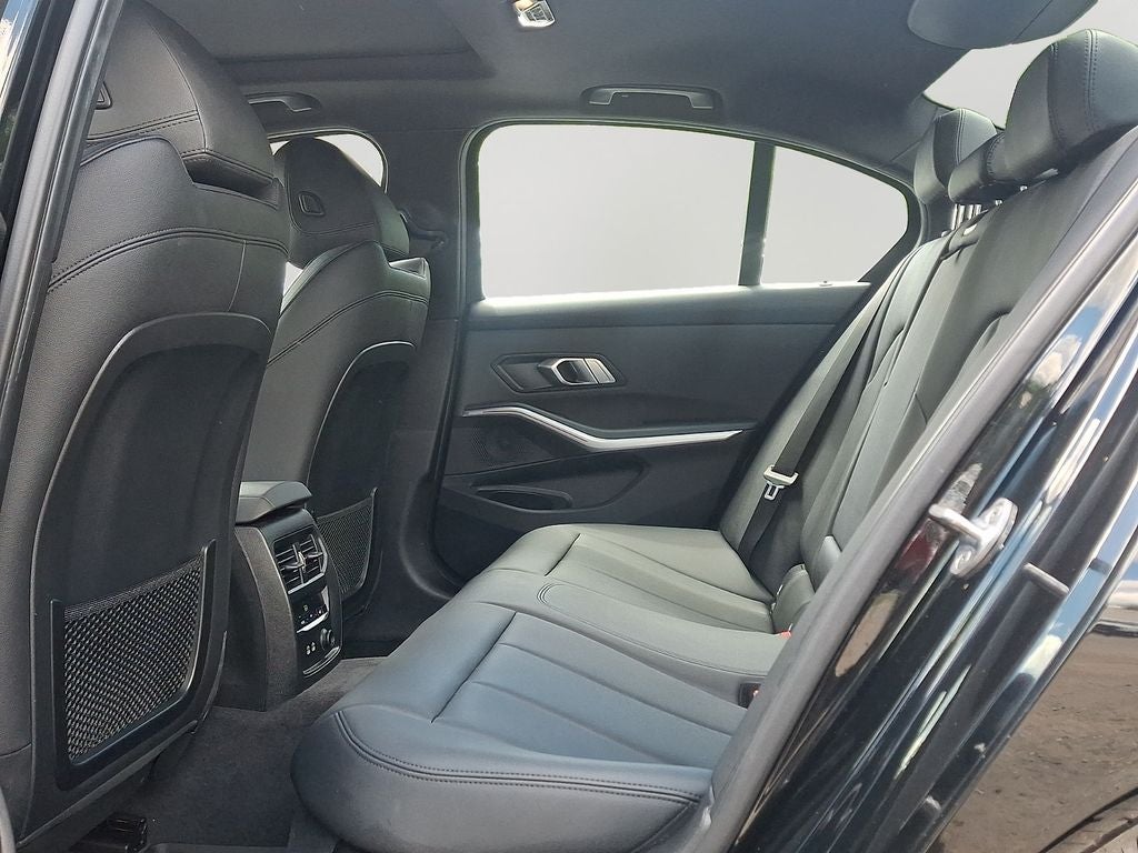 2019 BMW 3 Series 330i xDrive w/Convenience Package