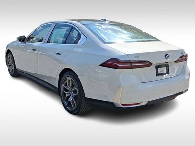 2026 BMW i5 xDrive40 w/Executive Package & Luxury Seating Package