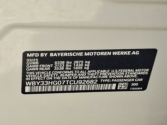 2026 BMW i5 xDrive40 w/Executive Package & Luxury Seating Package