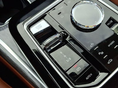 2024 BMW i7 eDrive50 M Sport & Premium Package 2