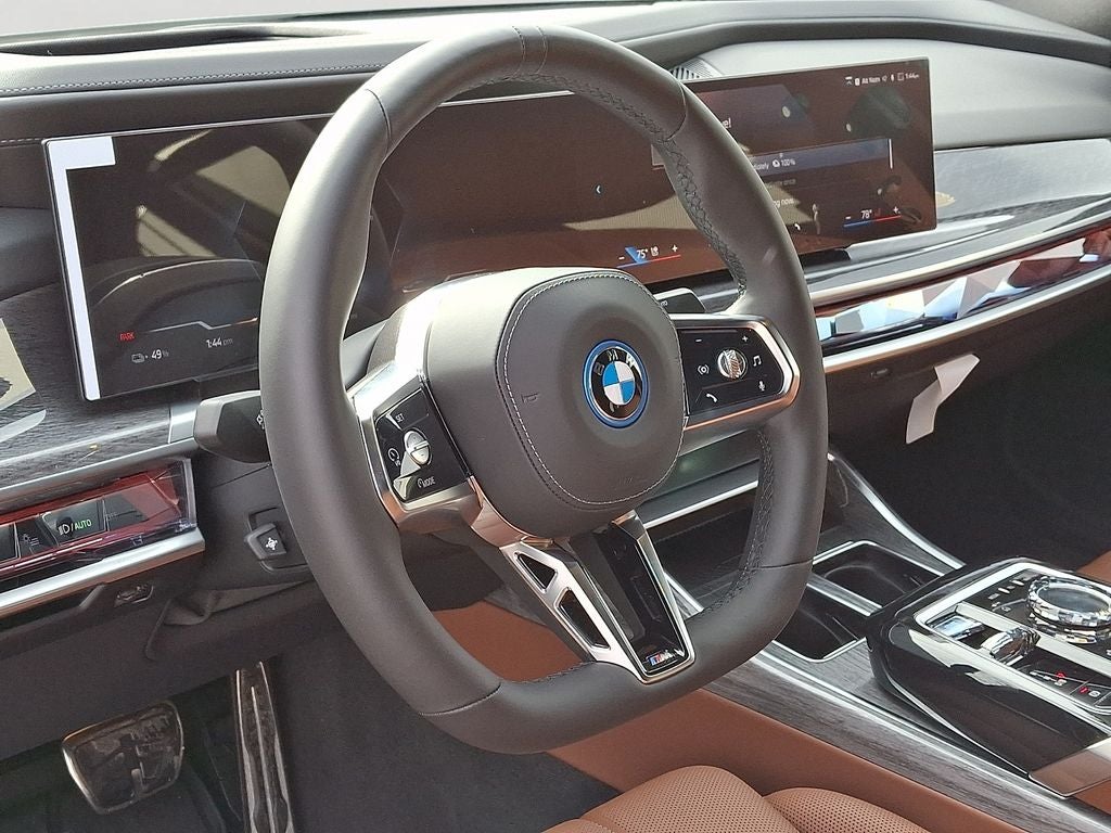 2024 BMW i7 eDrive50 M Sport & Premium Package 2
