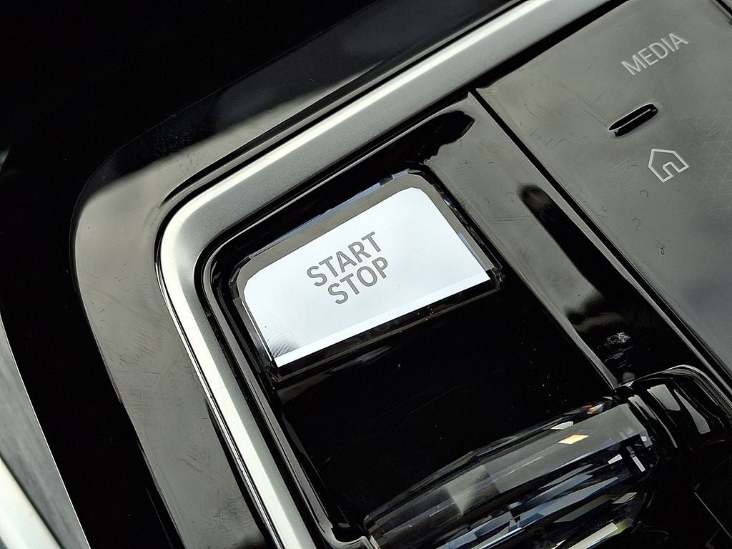 2024 BMW i7 eDrive50 M Sport & Premium Package 2