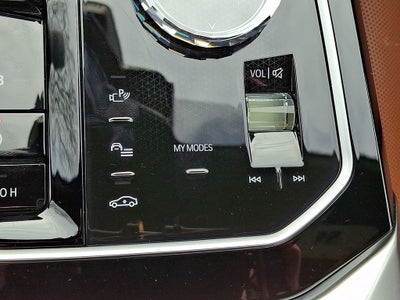 2024 BMW i7 eDrive50 M Sport & Premium Package 2