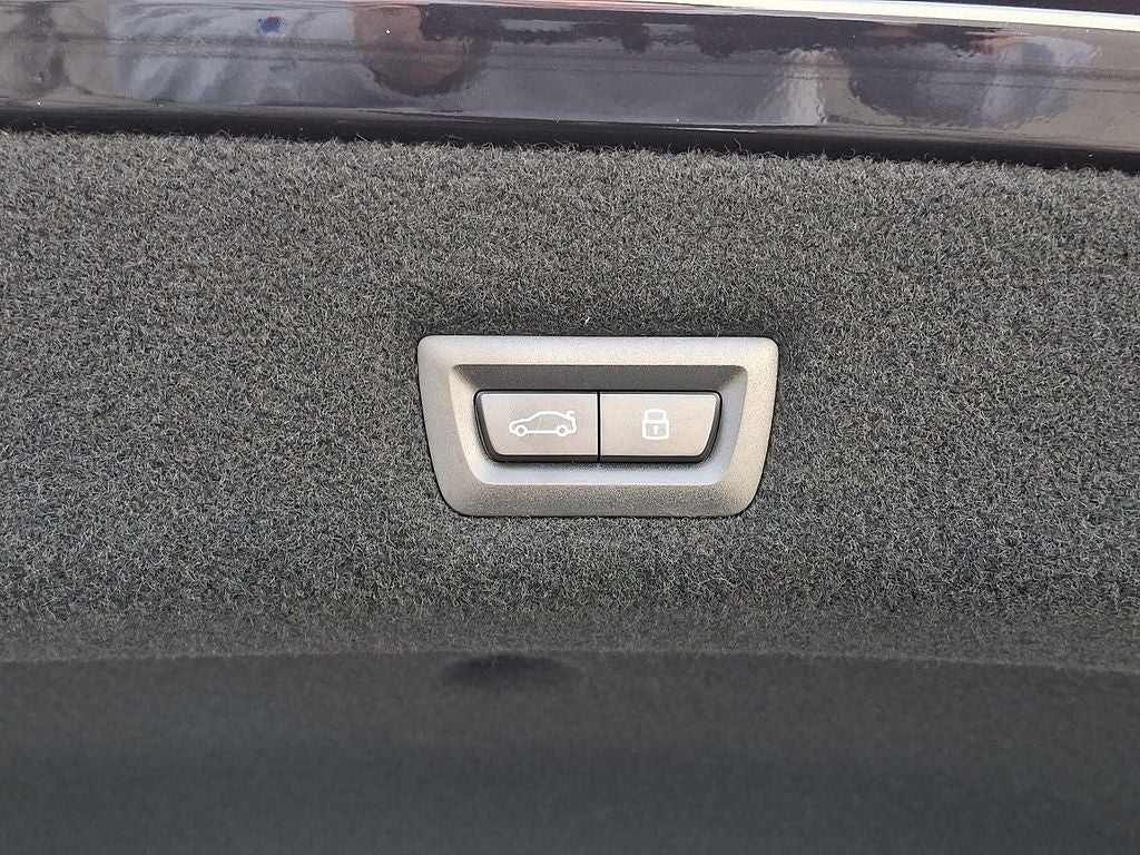 2024 BMW i7 eDrive50 M Sport & Premium Package 2