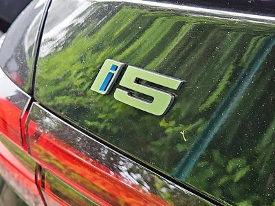 2025 BMW i5 M60 w/Executive Package