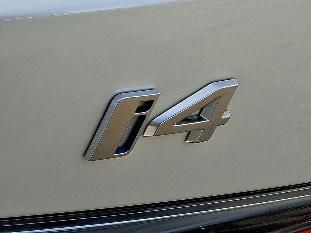 2025 BMW i4 xDrive40