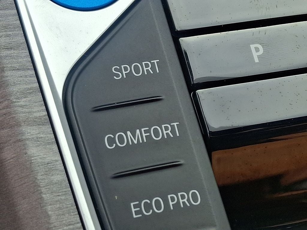 2025 BMW i4 xDrive40 w/Premium Package