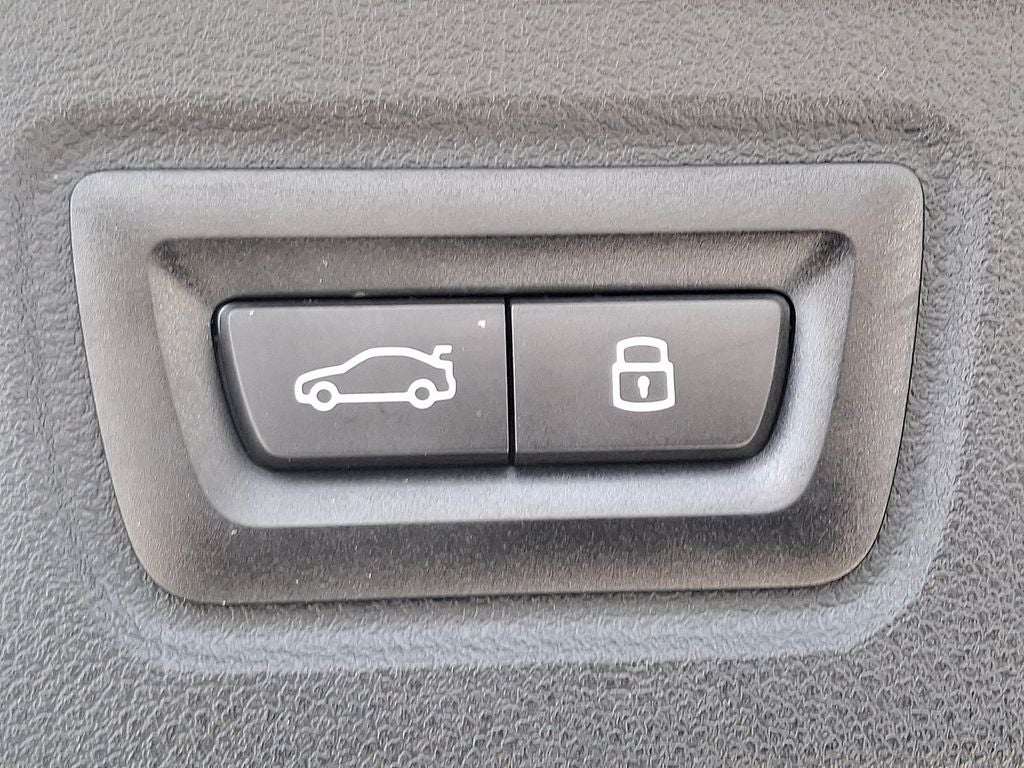 2025 BMW i4 xDrive40 w/Premium Package