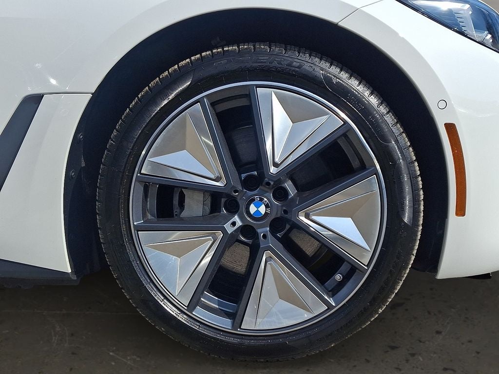 2025 BMW i4 xDrive40 w/Premium Package