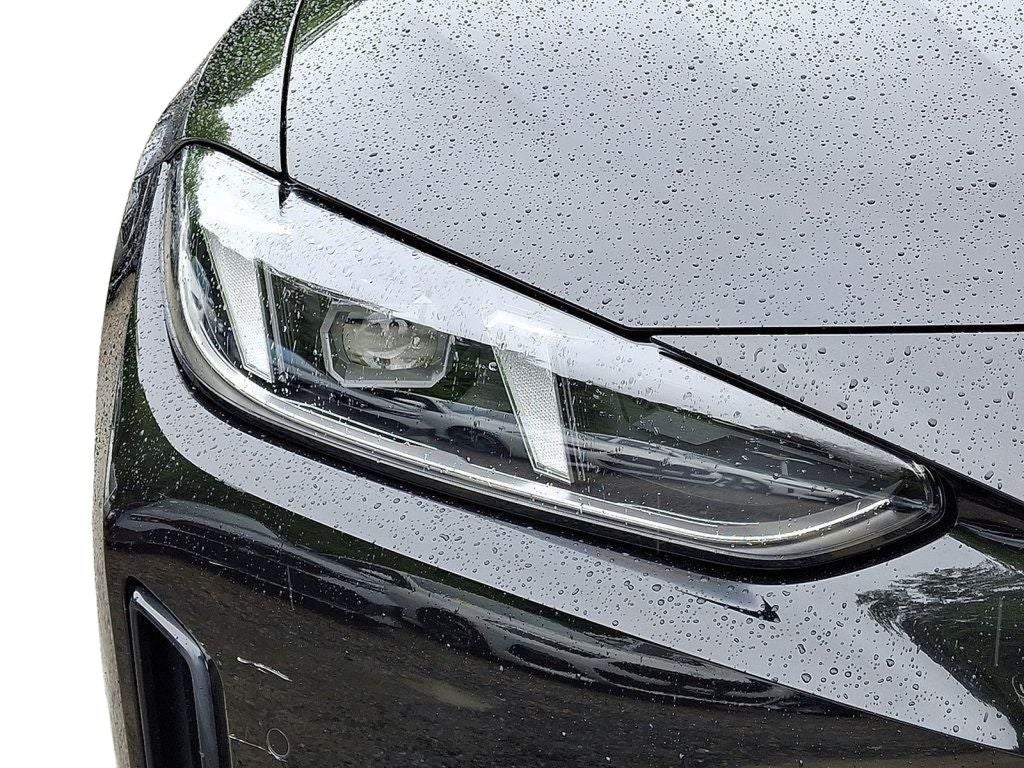 2025 BMW i4 xDrive40