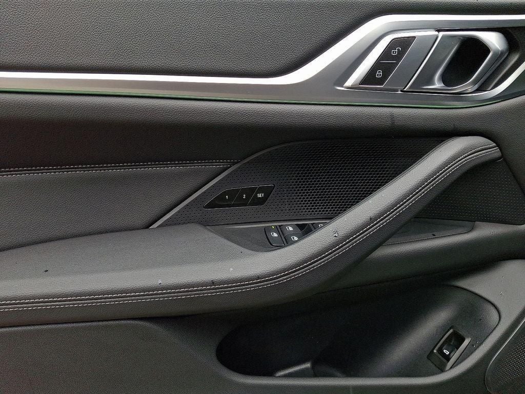 2025 BMW i4 xDrive40