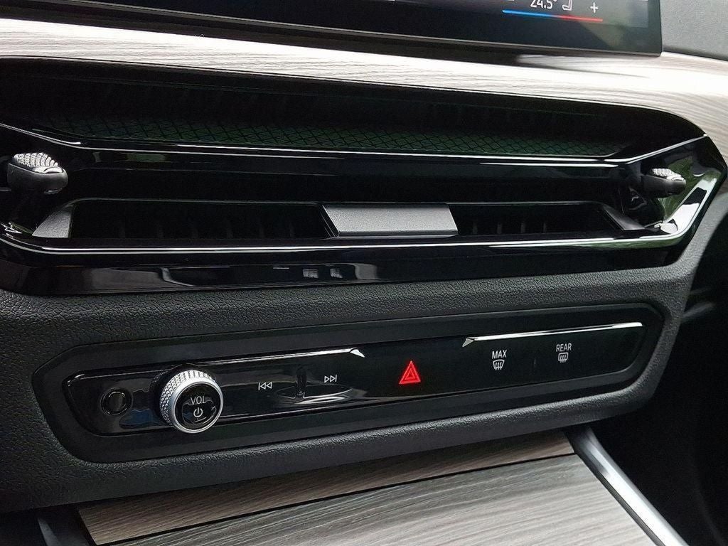 2025 BMW i4 xDrive40