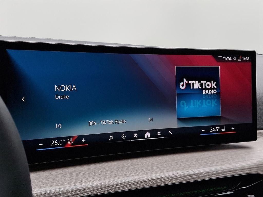 2025 BMW i4 xDrive40