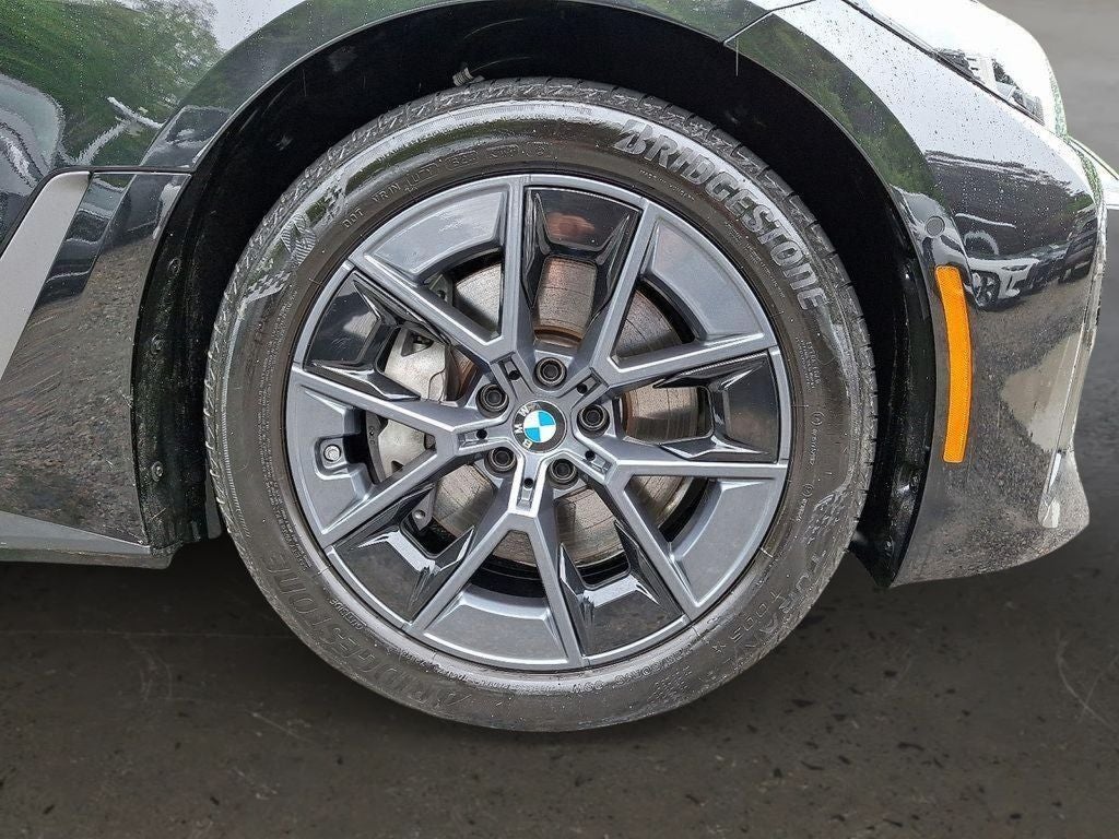 2025 BMW i4 xDrive40