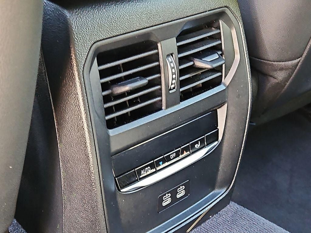 2025 BMW i4 xDrive40 w/Parking Assistance Package