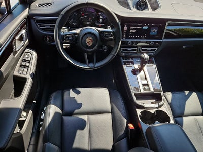 2025 Porsche Macan T
