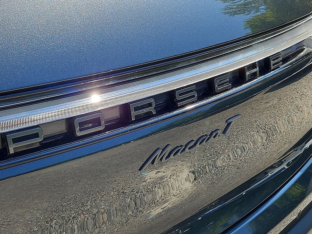 2025 Porsche Macan T