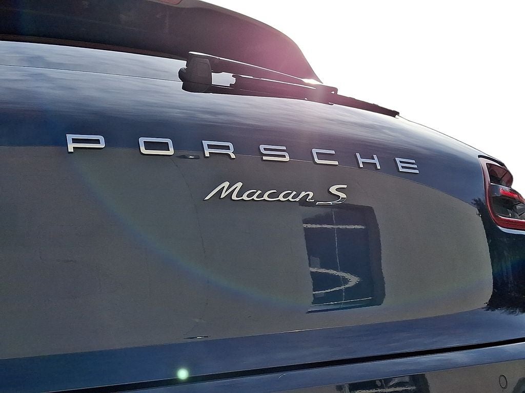 2018 Porsche Macan S