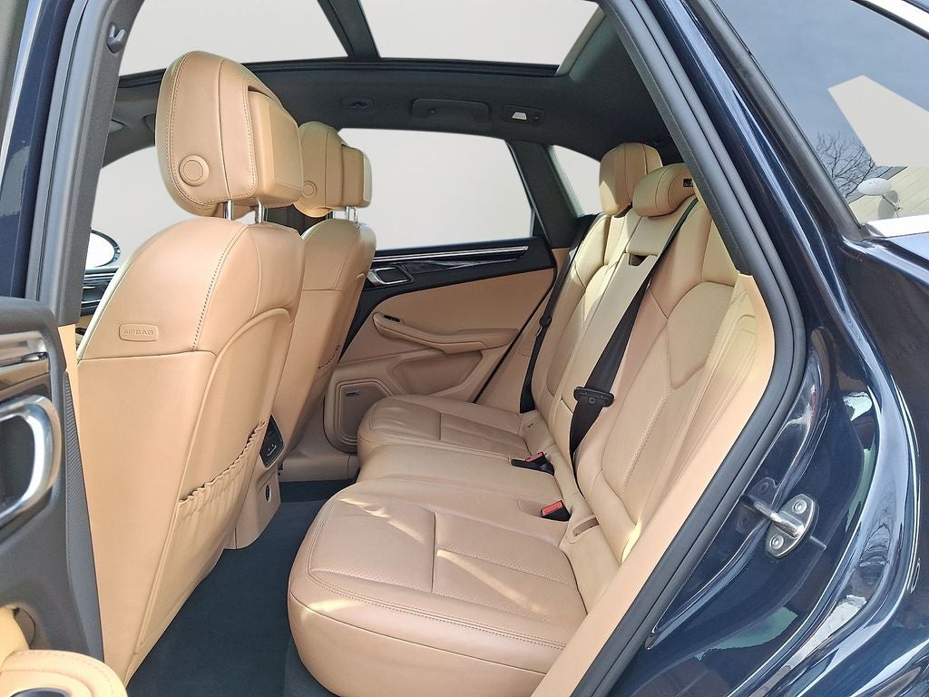 2018 Porsche Macan S